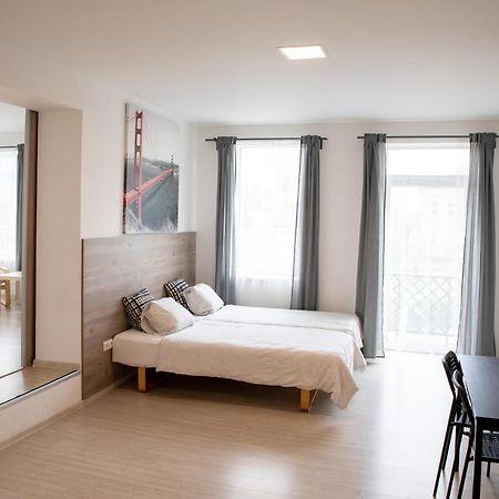 Old Town Apartments/Senamiescio Apartamentai Ukmerge Ngoại thất bức ảnh